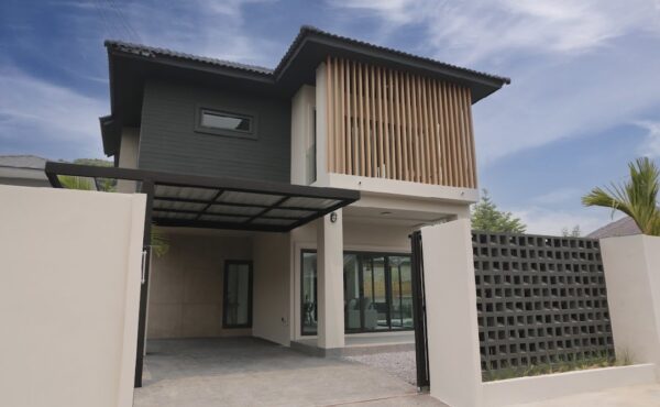 บ้านพักพูลวิลล่า สบาย ครบ จบในที่เดียว ใกล้โรงเรียนนานาชาติ   AHD-V0064