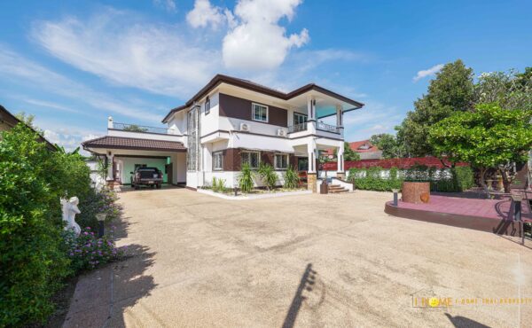 Pool Villa สองชั้นแบบครบวงจร   ทำเลแม่ริมพลาซ่า   AMR-V0022