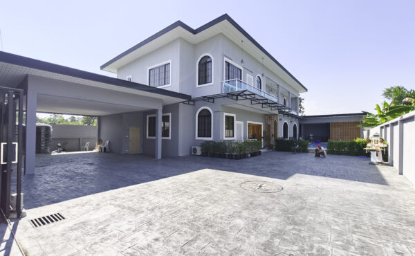 พูลวิลล่าพร้อมสระว่ายน้ำในตัว ทำเลสันทราย   ASS-V0038