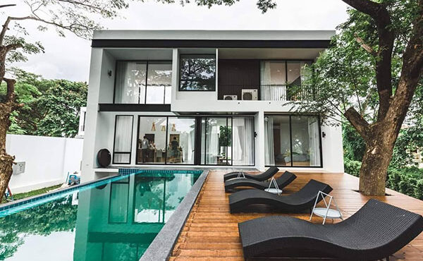 ให้เช่าบ้านพร้อมสระว่ายน้ำส่วนตัว มีระบบรักษาความปลอดภัยที่ดีเยี่ยม    ทำเลใกล้ห้างสรรพสินค้า  สนามบิน  เข้าเมือง 10 นาที