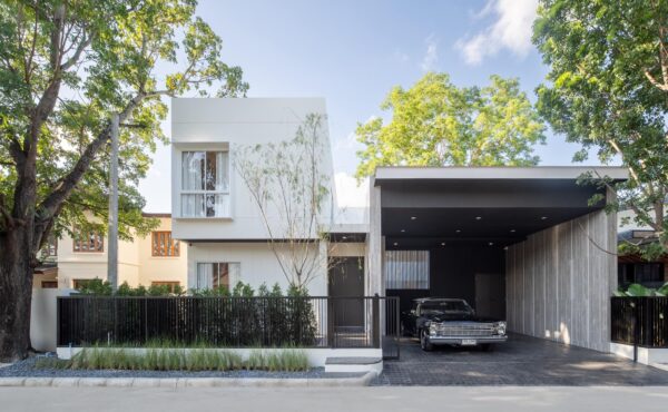 ให้เช่า Pool villa  สองชั้น ใกล้โรงเรียนนานาชาติเอสบีเอส เชียงใหม่	เพียง 1 นาที พร้อมสระว่ายน้ำในตัว