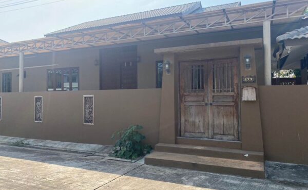 บ้าน Pool Villa ชั้นเดียว  พร้อมสระว่ายน้ำในตัว   ทำเลชานเมืองใกล้โรงเรียนนานาชาติหลายแห่ง     ASP-V0037