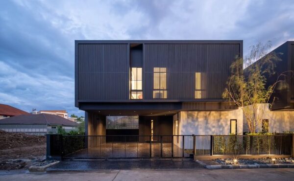 Pool Villa 2 ชั้น  ทำเลโรงเรียนนานาชาติหางดง  พร้อมสระว่ายน้ำในตัว