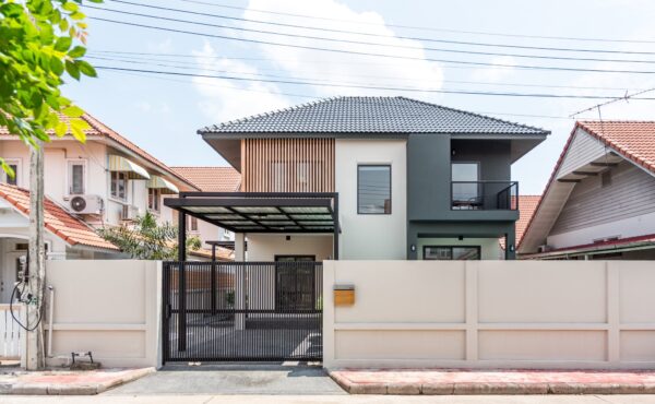 พูลวิลล่าในโครงการ ใกล้กาดฝรั่ง AHD-V0115