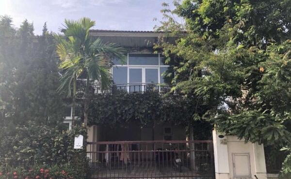 บ้านเดี่ยวในโครงการ ใกล้สนามกอล์ฟลานนา A2-H0146