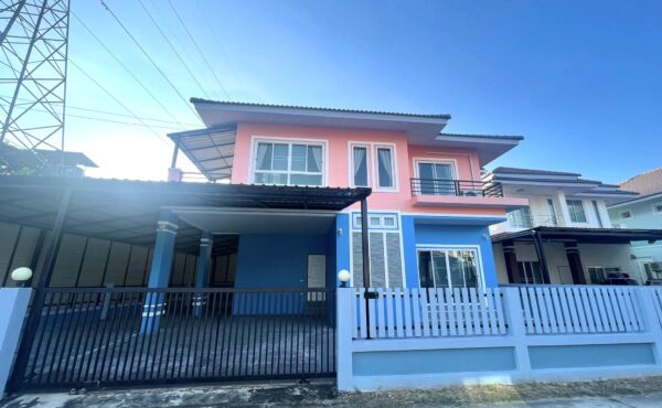 บ้านเดี่ยวสองชั้นในหมู่บ้าน เงียบสงบ ใกล้โรงเรียนต้นกล้า ASS-H1054