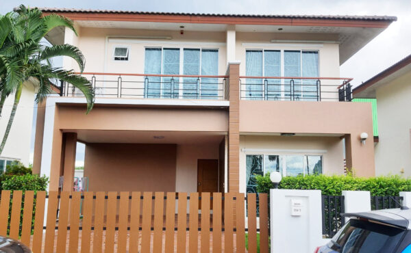 บ้านเดี่ยวชั้นเดียวในโครงการหมู่บ้าน ใกล้กับกาดฝรั่ง   AHD-H0076