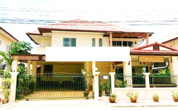 บ้านเดี่ยว 2 ชั้น ในโครงการ ทำเลกาดฝรั่ง  AHD-H0129