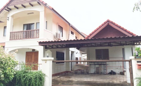 บ้านเดี่ยวสองชั้น  มีระบบสาธารณูปโภคที่ดี   ทำเลตลาดหางดง