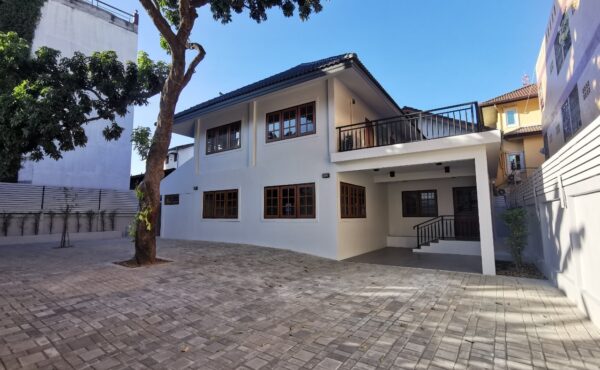 ให้เช่าบ้านนอกโครงการ บ้านสวย น่าอยู่ บรรยากาศดี ทำเลย่านเศรษฐกิจหลัก ใกล้ตลาด A9-H0367