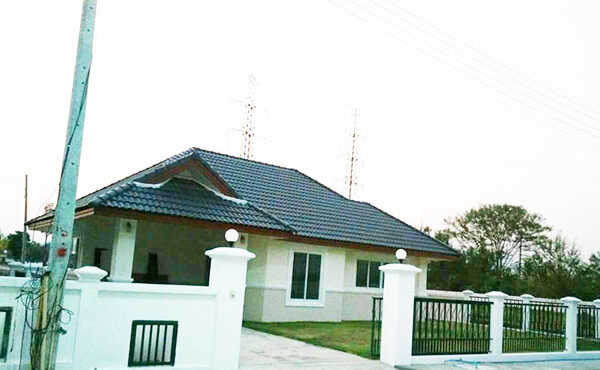 บ้านเดี่ยวชั้นเดียว   ทำเลดี พร้อมเข้าอยู่ได้เลย   AHD-H0193