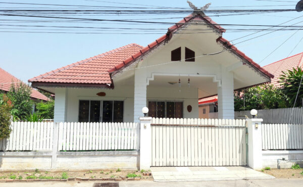 บ้านเดี่ยวชั้นเดียว   ทำเลดี พร้อมเข้าอยู่ได้เลย   AHD-H0211