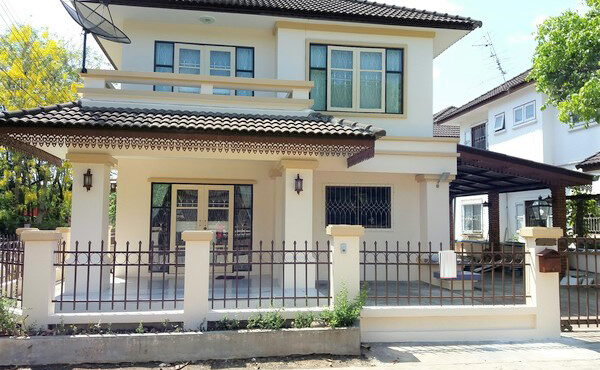 บ้านเดี่ยว 2 ชั้น   บ้านในโครงการ บ้านสวยหลังใหญ่ สภาพภายในสะอาด   AHD-H0232