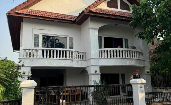 ให้เช่าบ้านเดี่ยวสองชั้น ใกล้สำนักงานเทศบาลเมืองสุเทพ A8-H0659