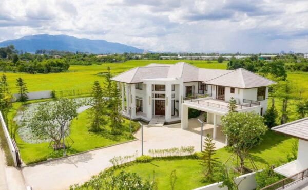 พลูวิลล่าโมเดิร์นหรู ฟีลบ้านพักตากอากาศ วิวทุ่งนา A6-V0020