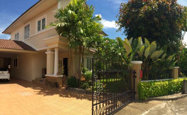 พลูวิลล่า 2 ชั้น ในโครงการ ใกล้กาดฝรั่ง   AHD-V0004