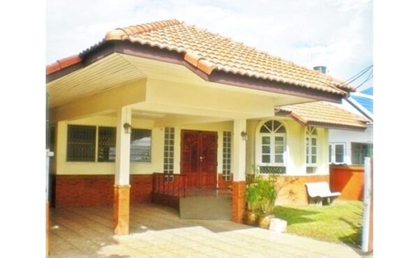 🏡บ้านชั้นเดียว ให้เช่าพร้อมเฟอร์ ทำเลใกล้ โรงเรียนวารี✨A6-H0010