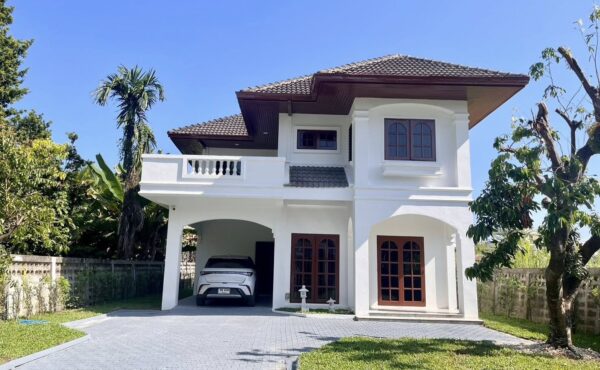 🏠ให้เช่าบ้านนอกโครงการสองชั้นสวย ที่ดินกว้าง เฟอร์ครบ ทำเลใกล้ เซ็นทรัลเชียงใหม่✨A6-H0449