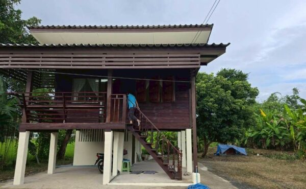 บ้านไม้ยกสูง ทำเลชานเมือง เงียบสงบ ใกล้เขื่อนแม่กวง ASS-H1039