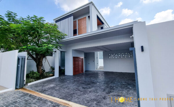 พลูวิลล่าสองชั้น สไตล์โมเดิร์น ใกล้กาดฝรั่งหางดง AHD-V0062