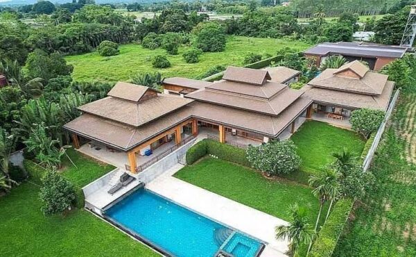 🏡 PoolVilla ชั้นเดียว ติดแม่ปิง กับบ้านสไตล์คอนเทมโพรารี่ ตกแต่งไม้สักทั้งหลัง ตกแต่งเฟอร์นิเจอร์ครบ ทำเลสันทราย ✨