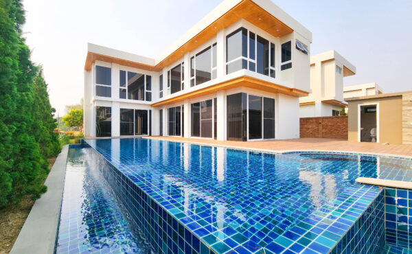 Pool villa 2 ชั้น  สไตร์โมเดิร์น   พร้อมสระว่ายน้ำในตัว   ทำเลโลตัสบ่อสร้าง  ASP-V0038