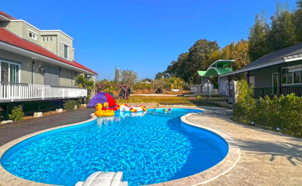 Pool villa 4 หลังในพื้นที่เดียวกัน พร้อมสระว่ายน้ำในตัว ASS-V0024