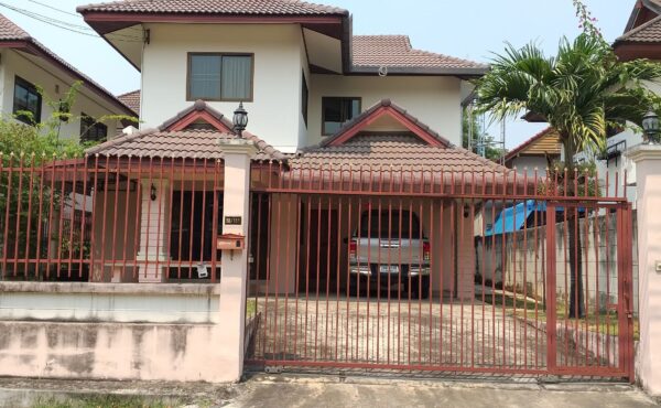 ให้เช่าบ้านเดี่ยว 2 ชั้นในโครงการ พื้นที่ 60 ตารางวา มี 3 ห้องนอน 3 ห้องน้ำ A5-H0003