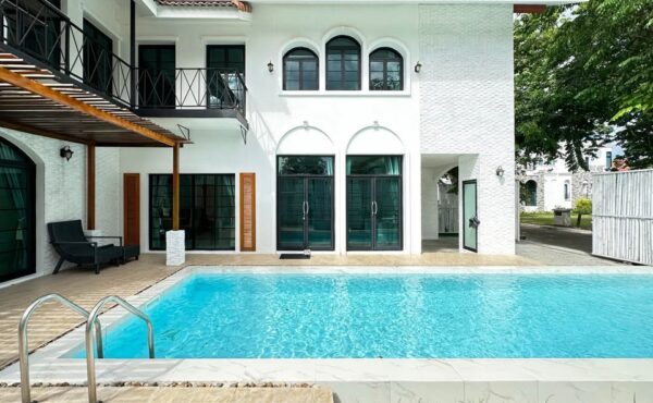 บ้านเดี่ยวพร้อมสระว่ายน้ำในตัว ใกล้รร.วารี A6-V0008