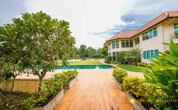 บ้านพูลวิลล่าหลังใหญ่ พร้อมสวนกว้าง #สันทราย ASS-V0015
