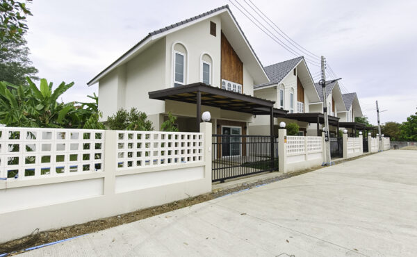 บ้านสร้างใหม่พร้อมเฟอร์ ใกล้นานาชาติยูนิตี้ A6-H0461