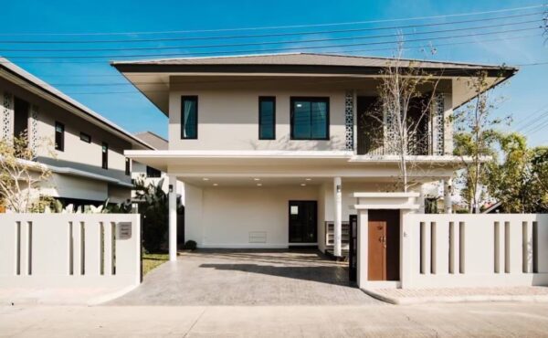 ให้เช่าบ้าน Pool Villa 2 ชั้น  3 ห้องนอน 4 ห้องน้ำ AHD-V0008