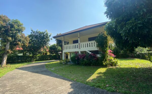 บ้านเดี่ยวชั้นเดียวยกสูง   โดดเด่นด้วยความเป็นธรรมชาติ   AHD-H0240