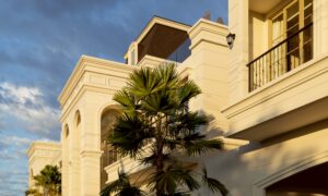 Pool Villa หรูสามชั้น ใกล้นานาชาติลานนา #หางดง AHD-V0128