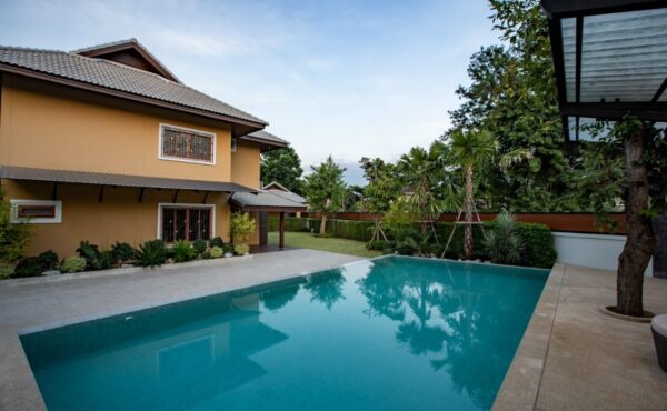 ให้เช่าบ้าน Pool Villa  2ชั้น   มี 4 ห้องนอน 4 ห้องน้ำ ADK-V0005