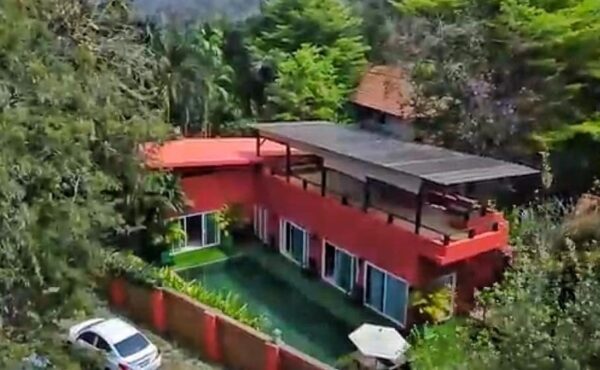 บ้านเดี่ยวพร้อมสระว่ายน้ำส่วนตัว   ทำเลตลาดวิบูลย์ทอง  AHD-V0046