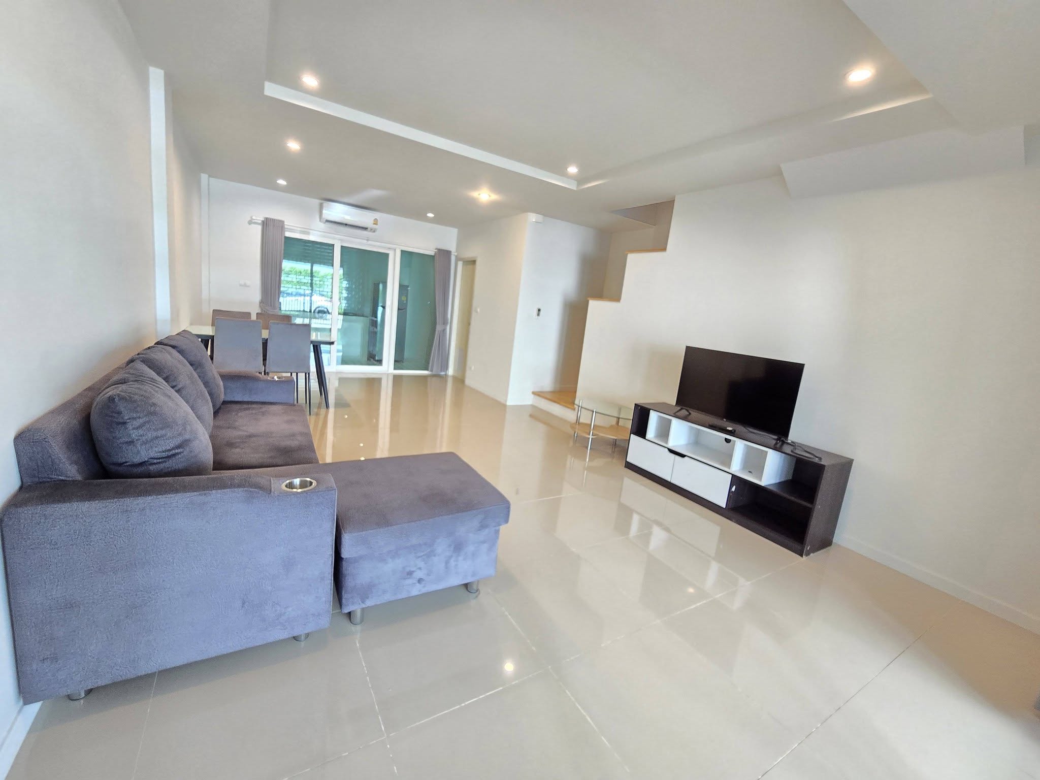 ทาวน์โฮม 2 ชั้น ในเมืองเชียงใหม่ A3-T0052