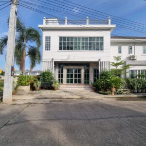 บ้านเดี่ยวสองชั้นพร้อมดาดฟ้า เมืองเชียงใหม่ A4-H0419
