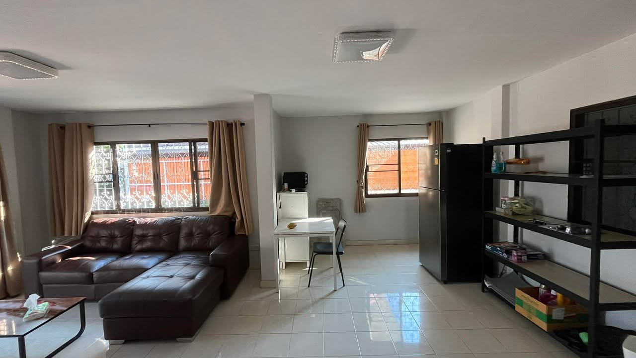 บ้านเดี่ยวสองชั้นให้เช่า 3 ห้องนอน 3 ห้องน้ำ ทำเลสันทราย พร้อมเข้าอยู่ | รหัส A4-H0481