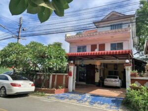 บ้านเดี่ยว 2 ชั้นครึ่ง ทำเลท่าศาลา A5-H0537