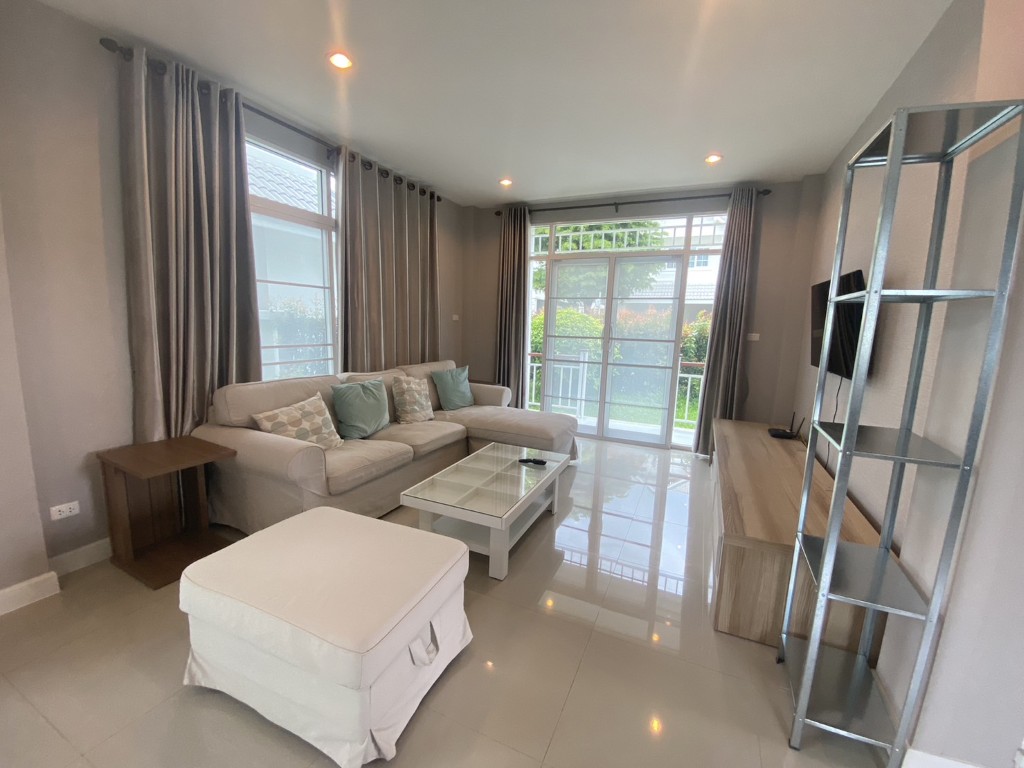 บ้านเดี่ยวสองชั้น ทำเลสันกำแพง A5-H0572