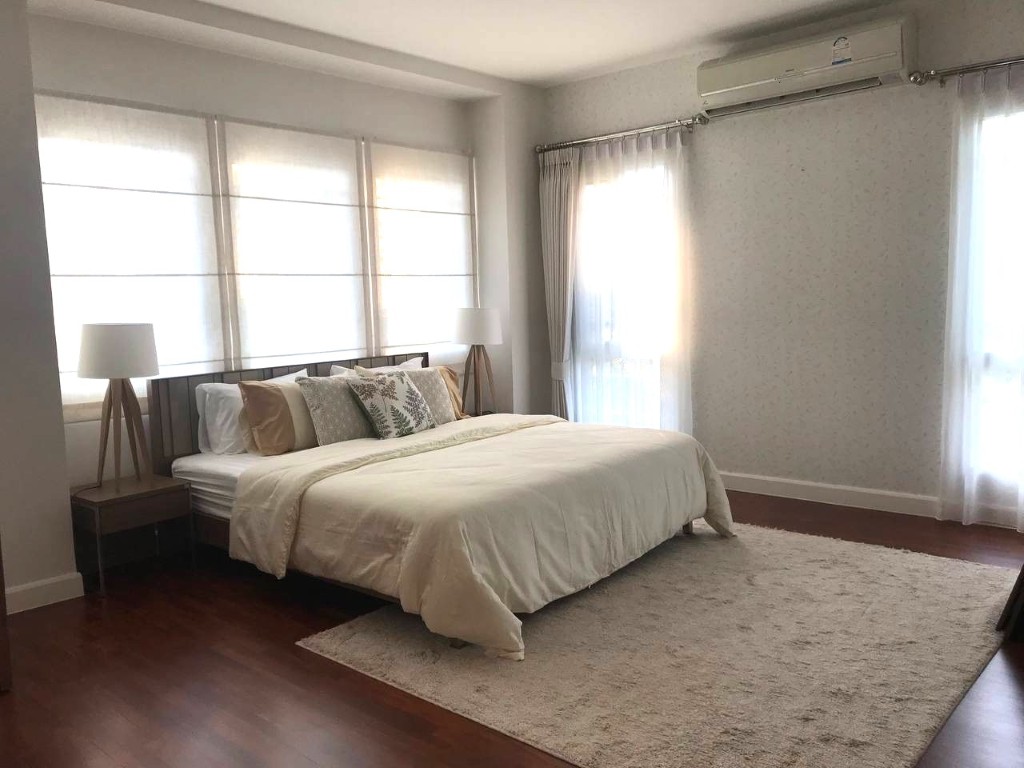 บ้านเดี่ยวสองชั้น ทำเลสันกำแพง A5-H0651