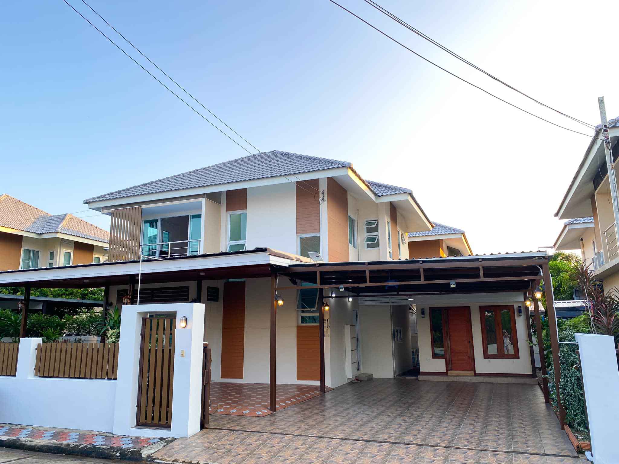 บ้านเดี่ยวสองชั้น ทำเลหางดง AHD-H1133