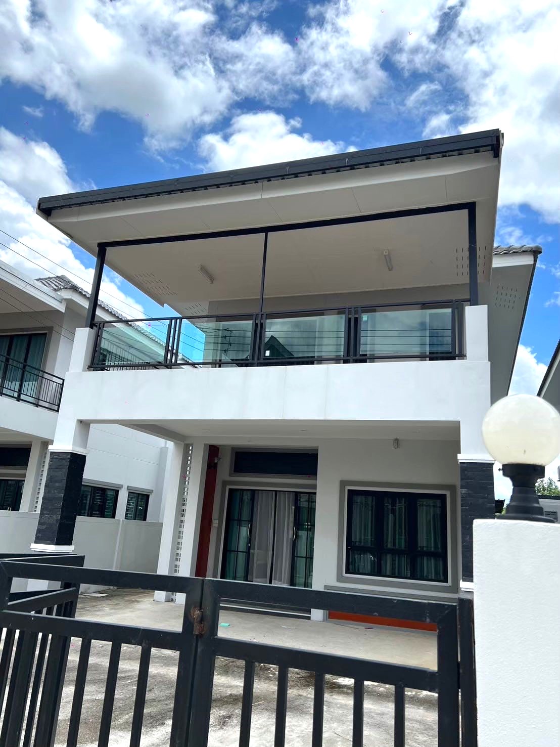 บ้านเดี่ยวสองชั้น หางดง AHD-H1282