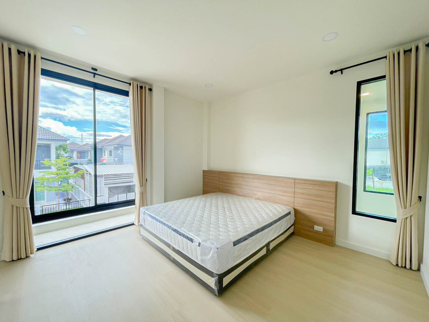 บ้านเดี่ยวสองชั้นให้เช่า 4 ห้องนอน 4 ห้องน้ำ สารภี เชียงใหม่ ใกล้โรงเรียนนานาชาติ | รหัส ASRP-H0309