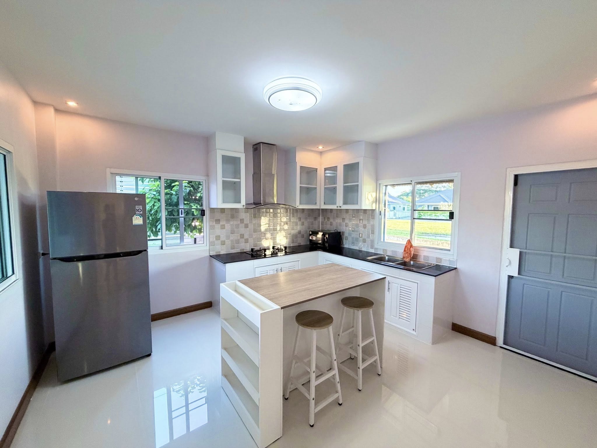 บ้านเดี่ยวสองชั้นให้เช่า สันทราย 4 ห้องนอน พื้นที่กว้างขวาง ใกล้เมือง | รหัส ASS-H1063