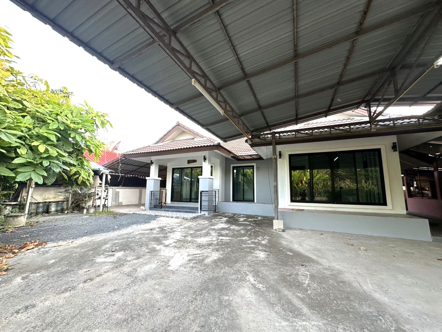 บ้านเดี่ยวชั้นเดียวให้เช่า 2 ห้องนอน 3 ห้องน้ำ ทำเลสันทราย หนองแหย่ง | รหัส ASS-H1098