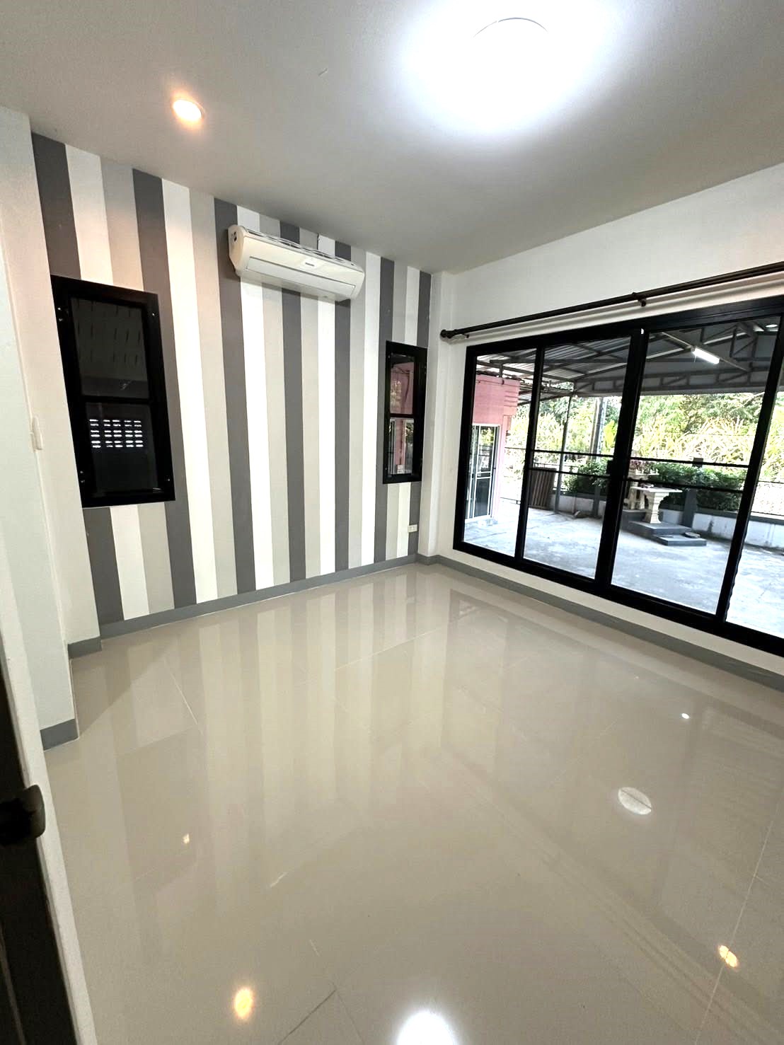 บ้านเดี่ยวชั้นเดียวให้เช่า 2 ห้องนอน 3 ห้องน้ำ ทำเลสันทราย หนองแหย่ง | รหัส ASS-H1098