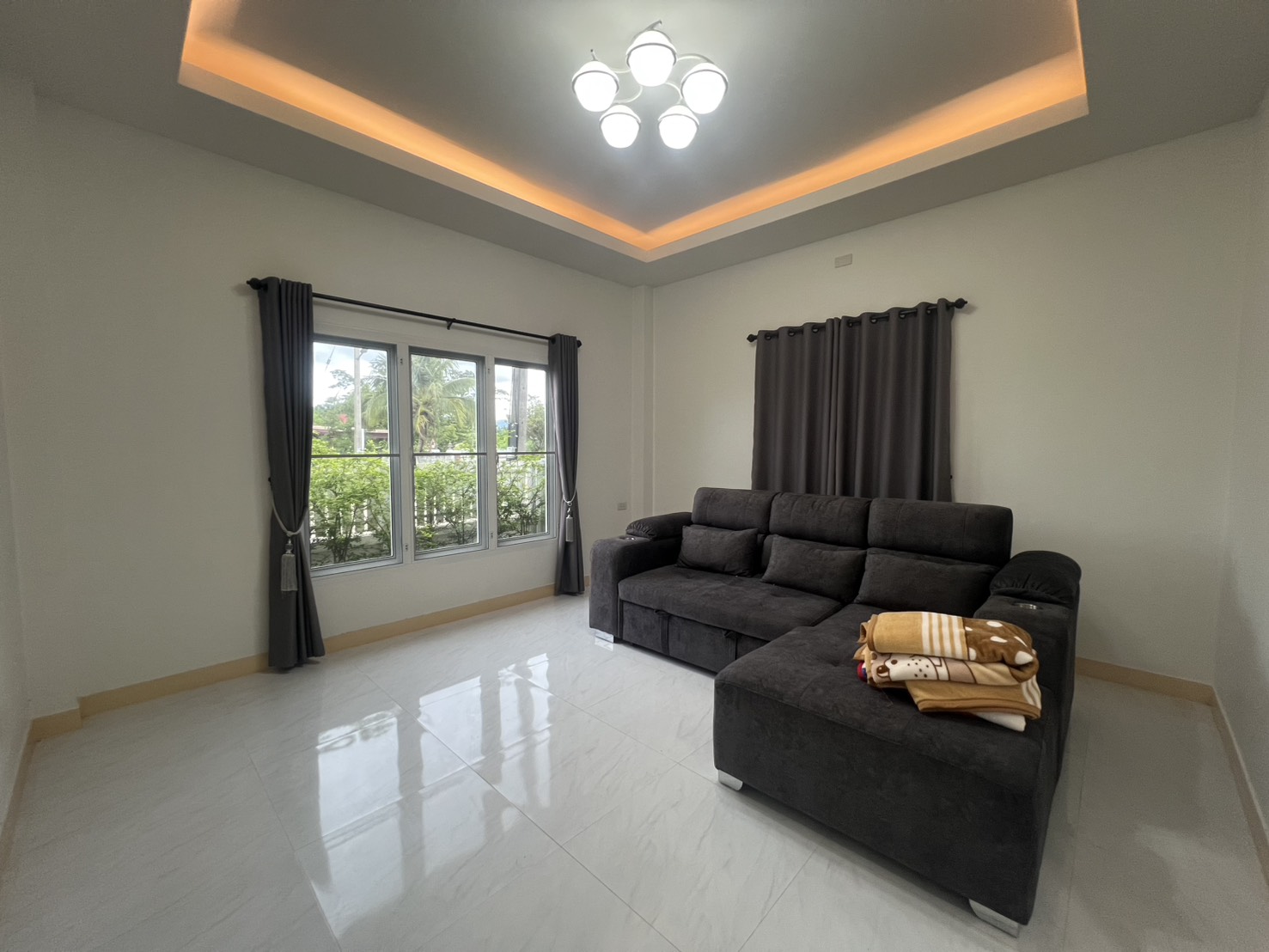 บ้านเดี่ยวสองชั้นให้เช่า 4 ห้องนอน 4 ห้องน้ำ ทำเลสันทราย หนองจ๊อม | รหัส ASS-H1113