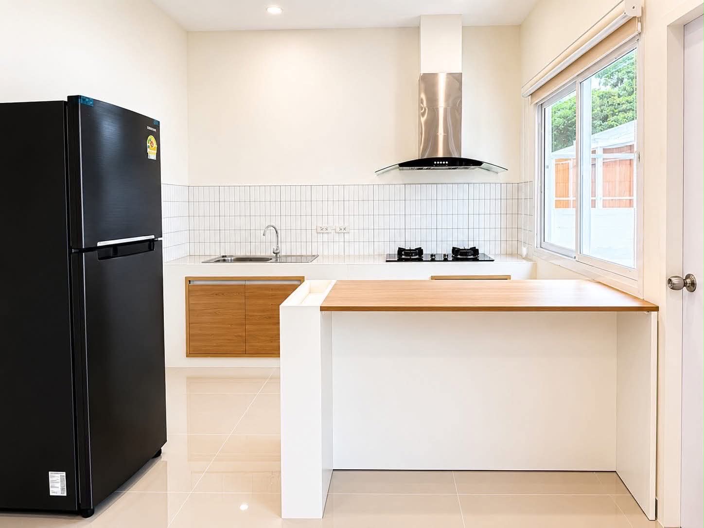 บ้านแฝดสองชั้นให้เช่า 3 ห้องนอน 3 ห้องน้ำ ทำเลสันทราย ในโครงการคุณภาพ | รหัส ASS-H1115